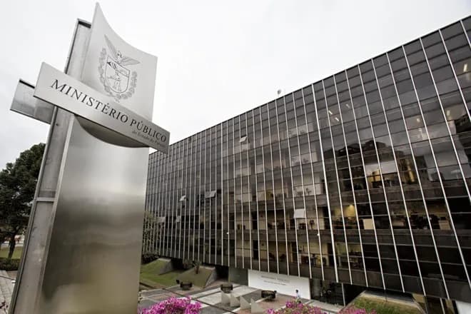 Gaeco cumpre mandados de busca e apreensão contra ex-diretor da Assembleia Legislativa do PR
