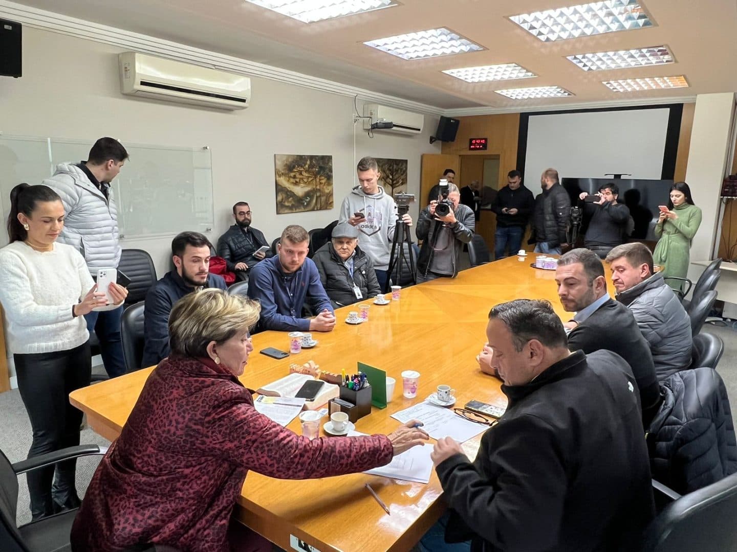Deputado Hussein Bakri destina R$ 6 milhões em obras para PG