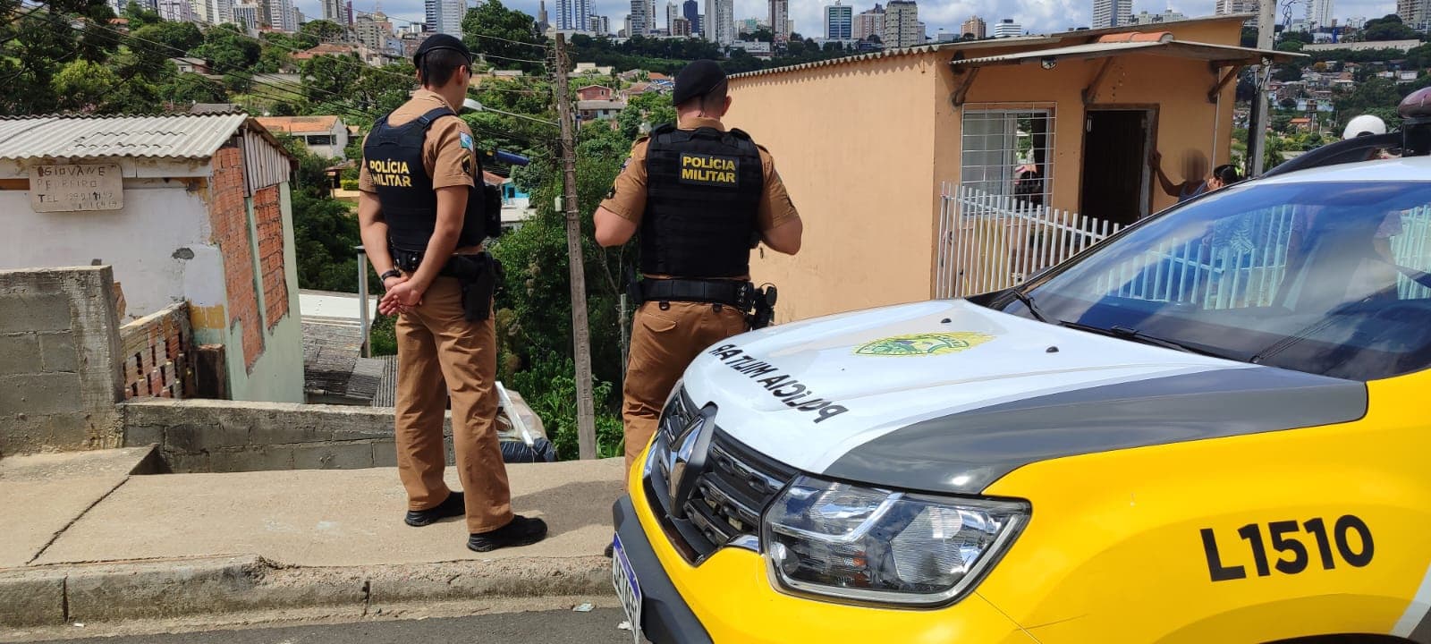 Homem é encontrado morto por familiares em bairro de PG