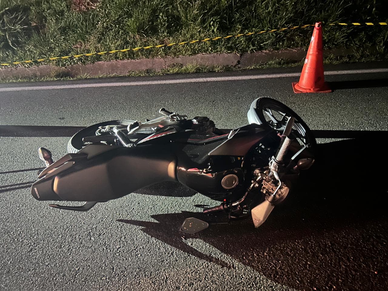 Motociclista cai na BR-277 e morre atropelado por bitrem