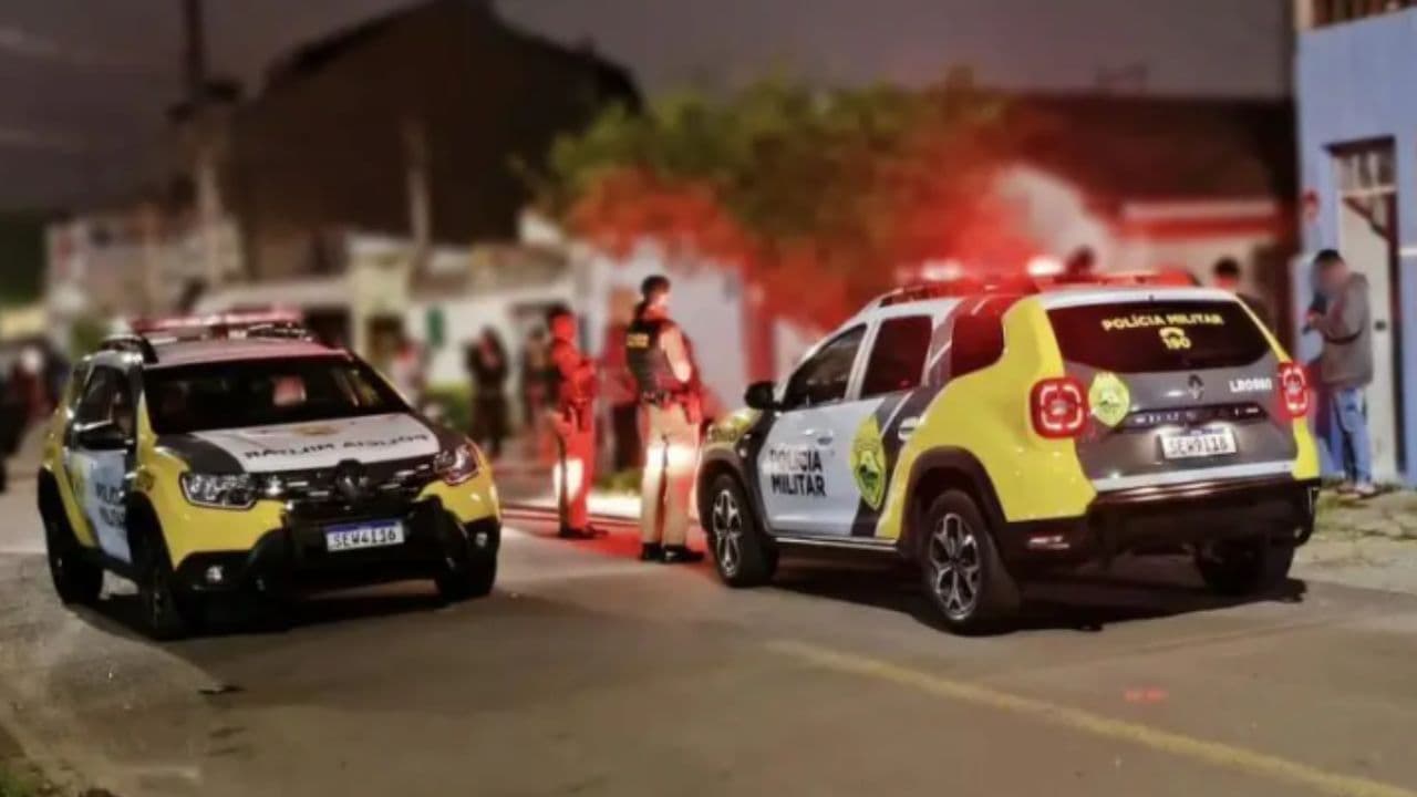 Adolescentes são mortos a tiros ao chegarem de viagem em Curitiba