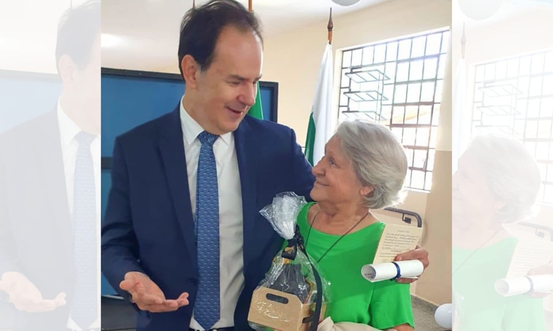 Presidente do TRF-4 retorna à escola que estudou em Ponta Grossa e homenageia professora