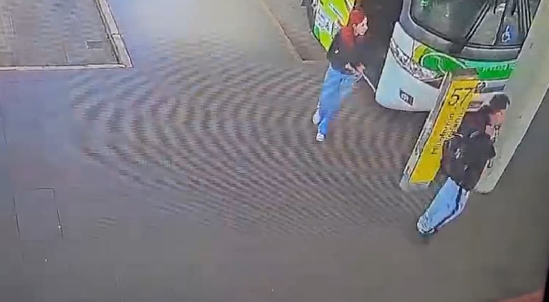 Adolescente Carambeí