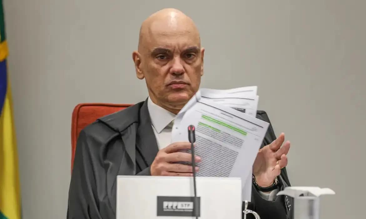 Alexandre de Moraes fala sobre golpe de Estado de Bolsonaro no STF