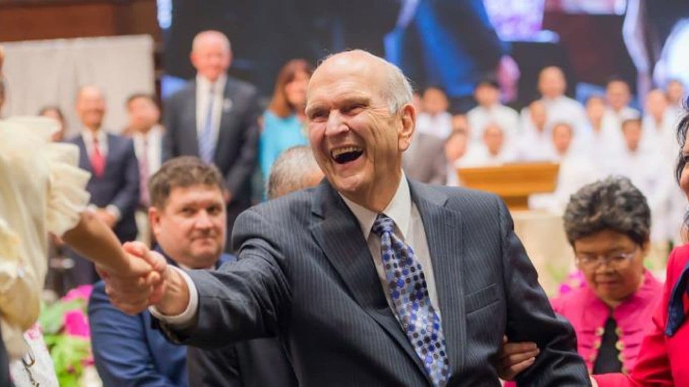 Líder mundial da Igreja de Jesus Cristo dos Últimos Dias morre aos 101 anos