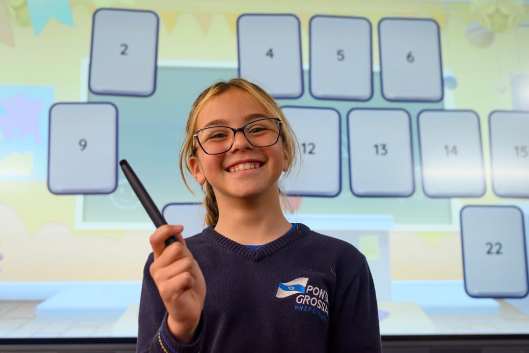 2025-08-28 – Tela Interativa Escola Minervina França Scudlareck