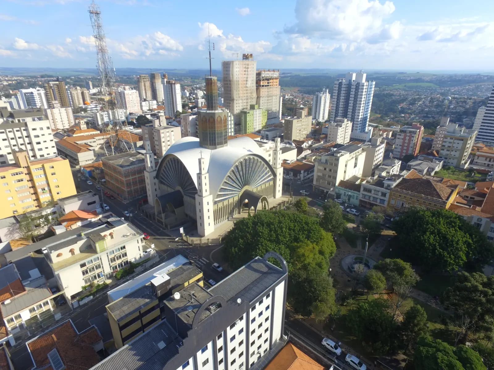 Moradores de Ponta Grossa e outras 38 cidades ganharam prêmios de R$ 1.000 no Nota Paraná. Toledo levou R$ 100 mil e Londrina, R$ 50 mil.