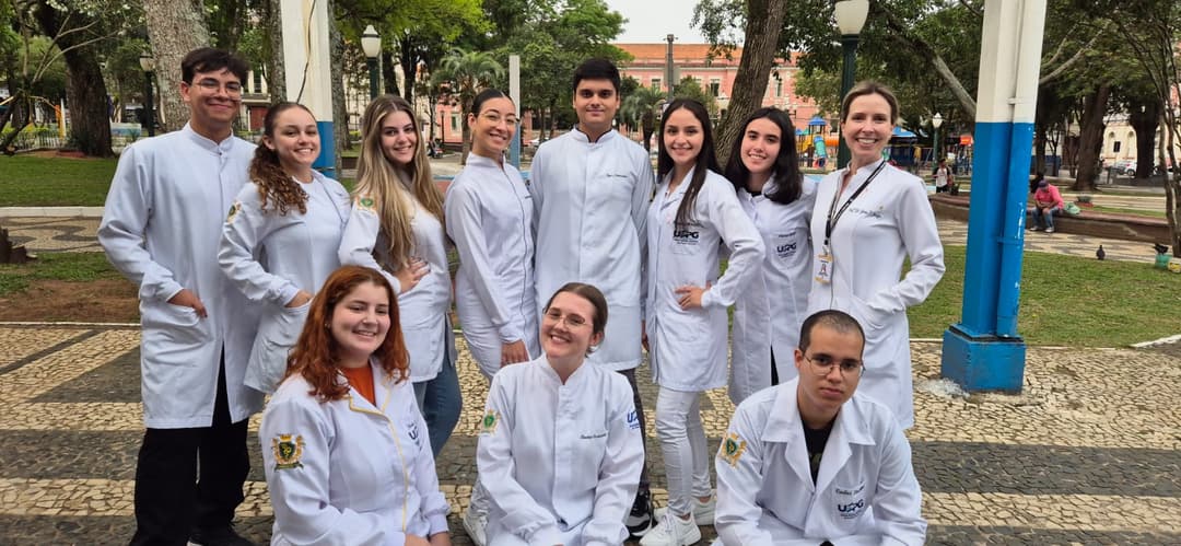 Mutirão da Saúde em Ponta Grossa realiza exames e vacinas gratuitos na Praça Barão do Rio Branco em 8 de outubro, das 9h às 17h.