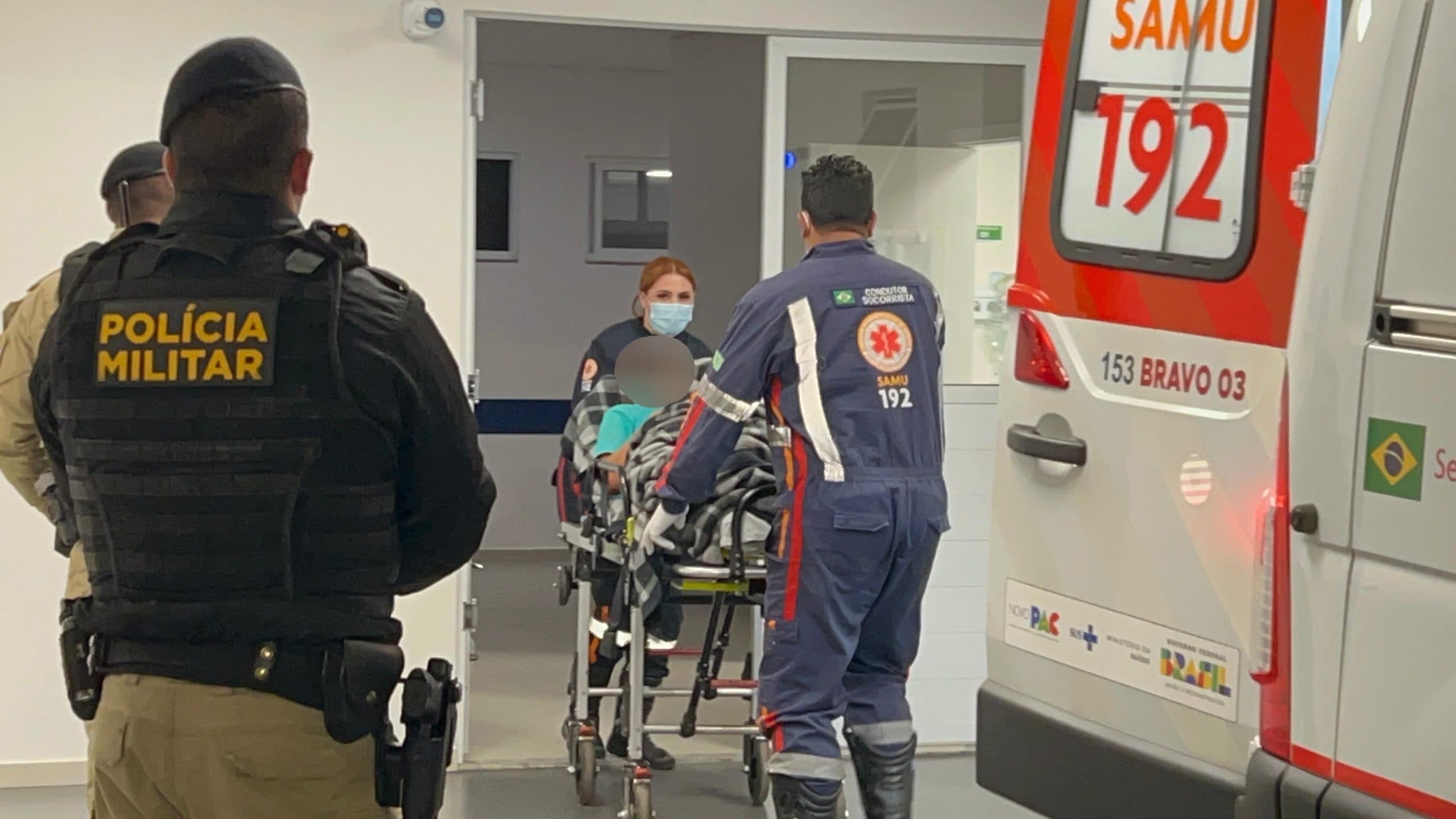 Homem é agredido em PG; ele jogou pedras em residências e tentou atear fogo em outra casa