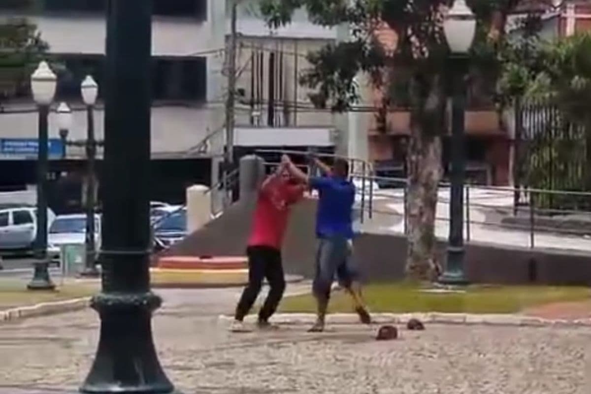 GCM age rápido para conter briga na Praça dos Polacos, em Ponta Grossa