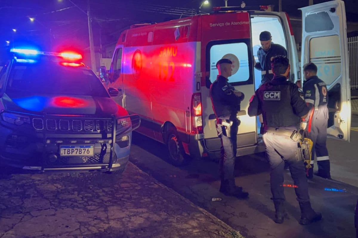 Jovem é preso após agredir com facão pai e madrasta gestante em Ponta Grossa