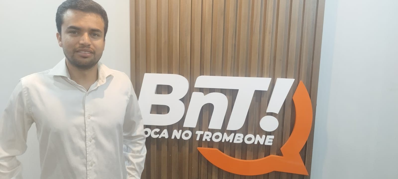 AO VIVO: Presidente do Conselho Municipal de Proteção e Defesa dos Animais expõe denúncias sobre serviços do CRAR