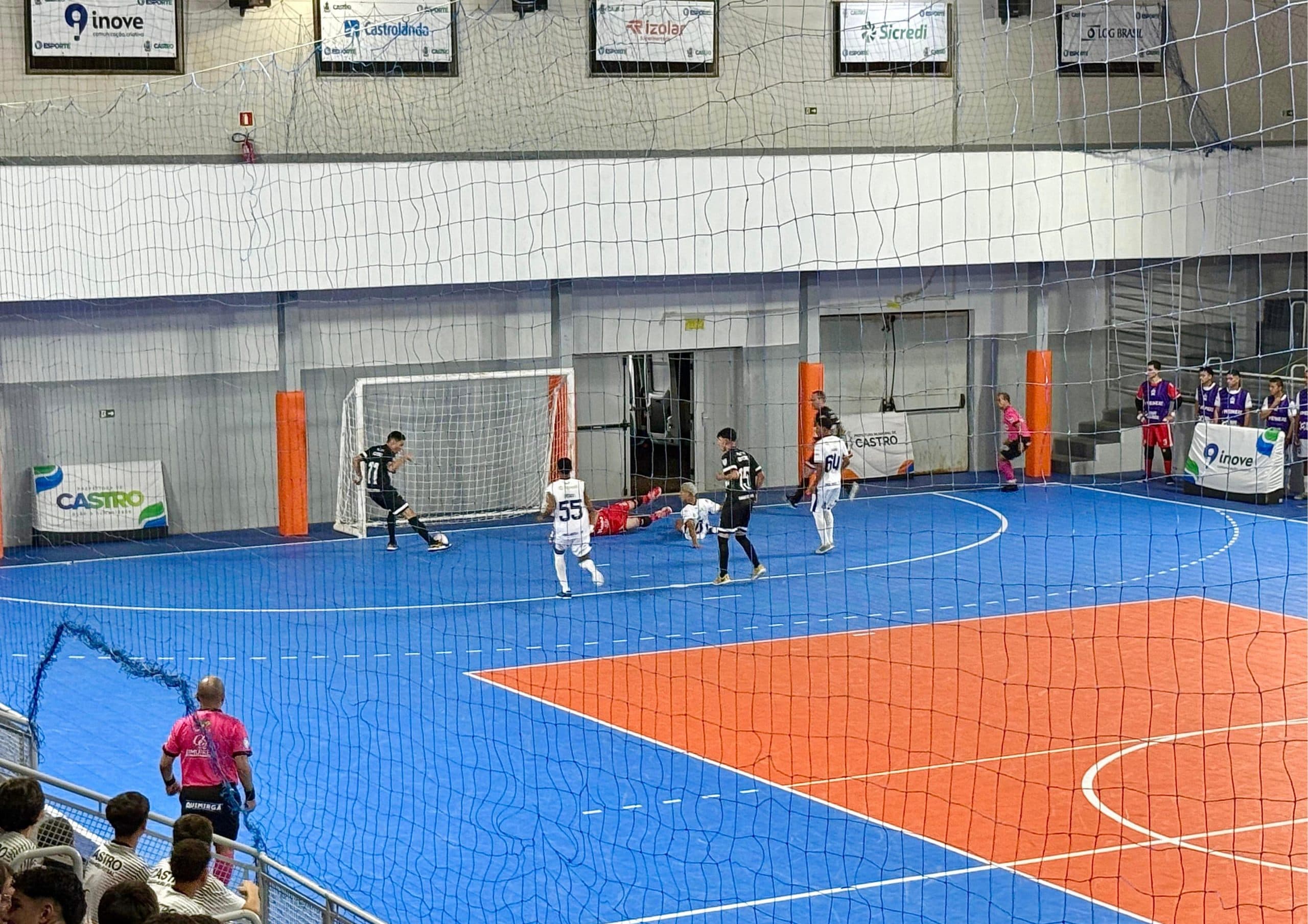 Caramuru enfrenta o CM Sports neste sábado (4) pelo Campeonato Paranaense de Futsal em Castro