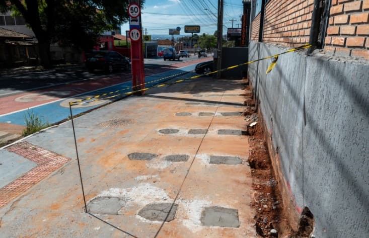 IPLAN amplia fiscalização de calçadas irregulares em Ponta Grossa