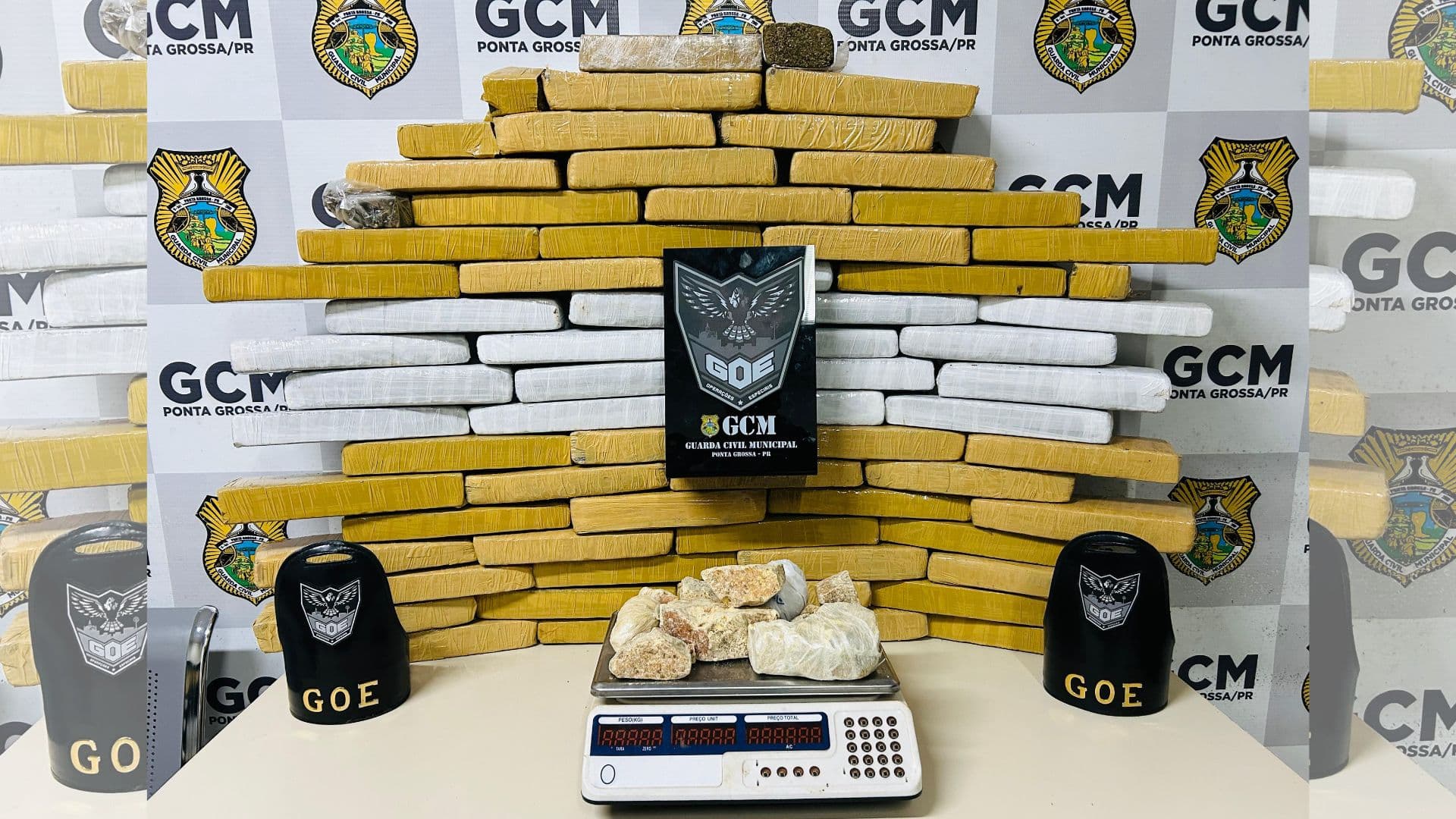 Homem é preso com 60 quilos de maconha na Vila Cipa em Ponta Grossa
