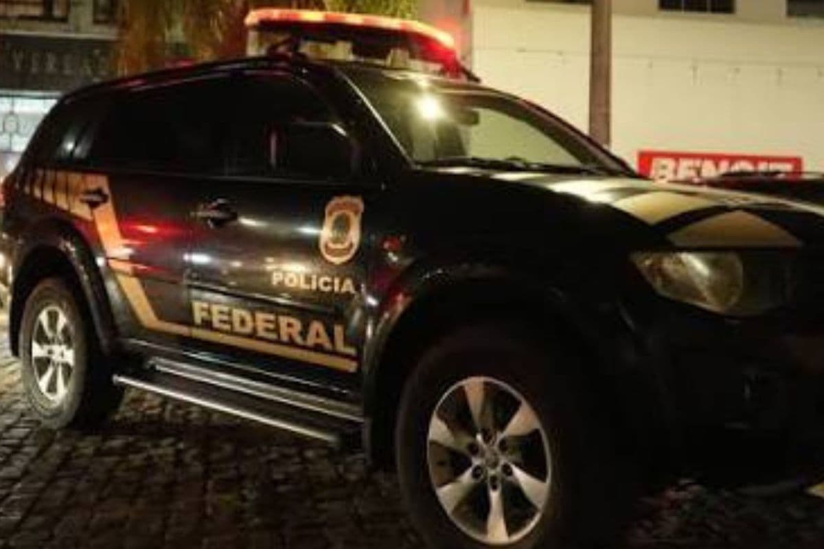 Polícia Federal prende homem em Jaguariaíva por armazenar material de abuso infantil