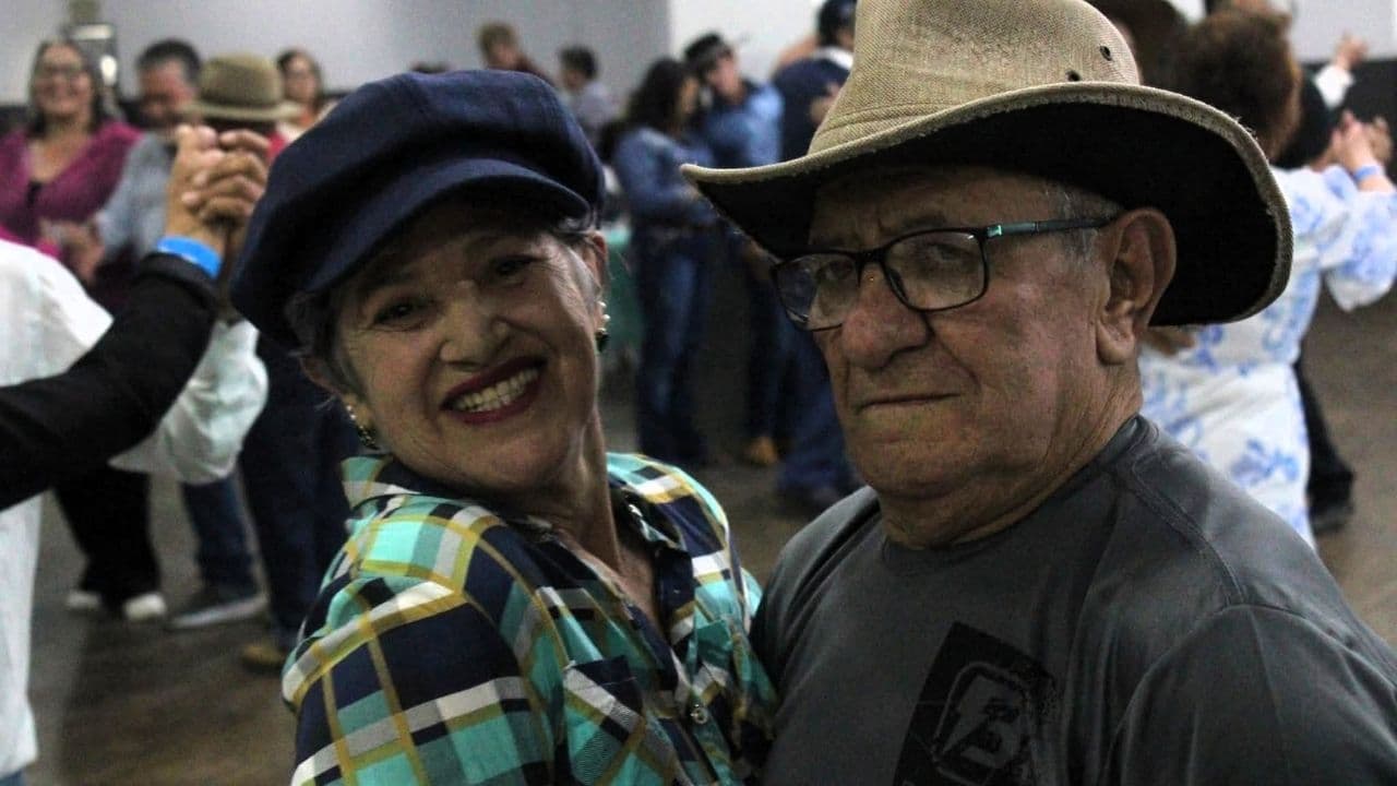 Reserva anuncia Chiquito e Bordoneio como atração do 5º Baile voltado ao público 50+