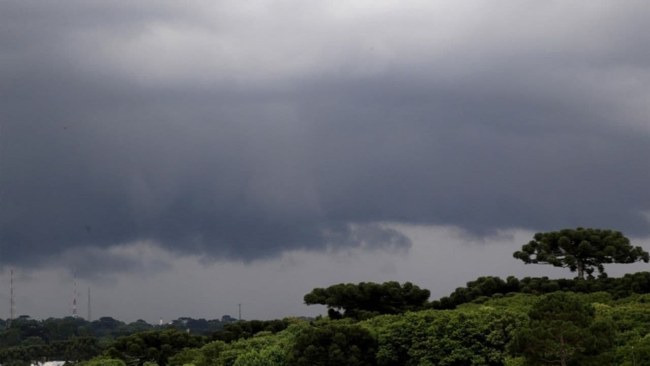 El Niño vai trazer acumulados de chuva acima da média até dezembro no Paraná