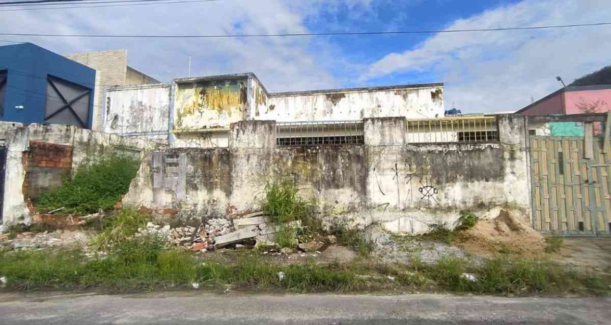 Prefeitura de PG pode tomar posse de imóveis urbanos abandonados