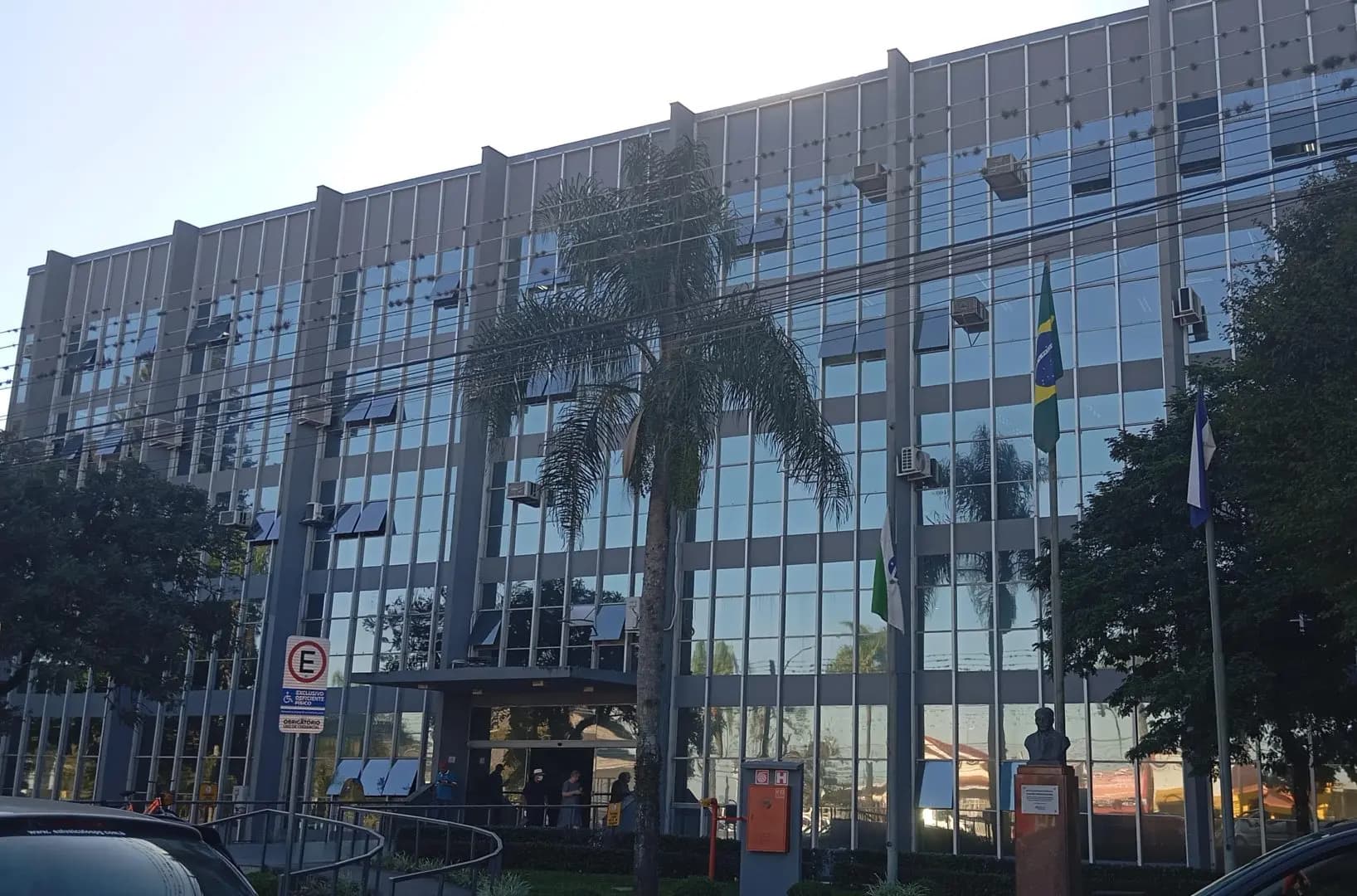 Mais de 30 obras estão com andamento atrasado em Ponta Grossa, diz TCE-PR