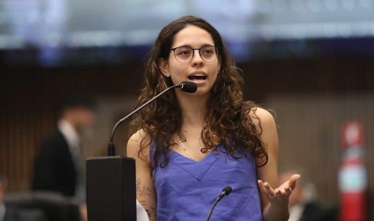 Deputada estadual cobra explicações sobre caso de assédio em colégio cívico-militar de PG