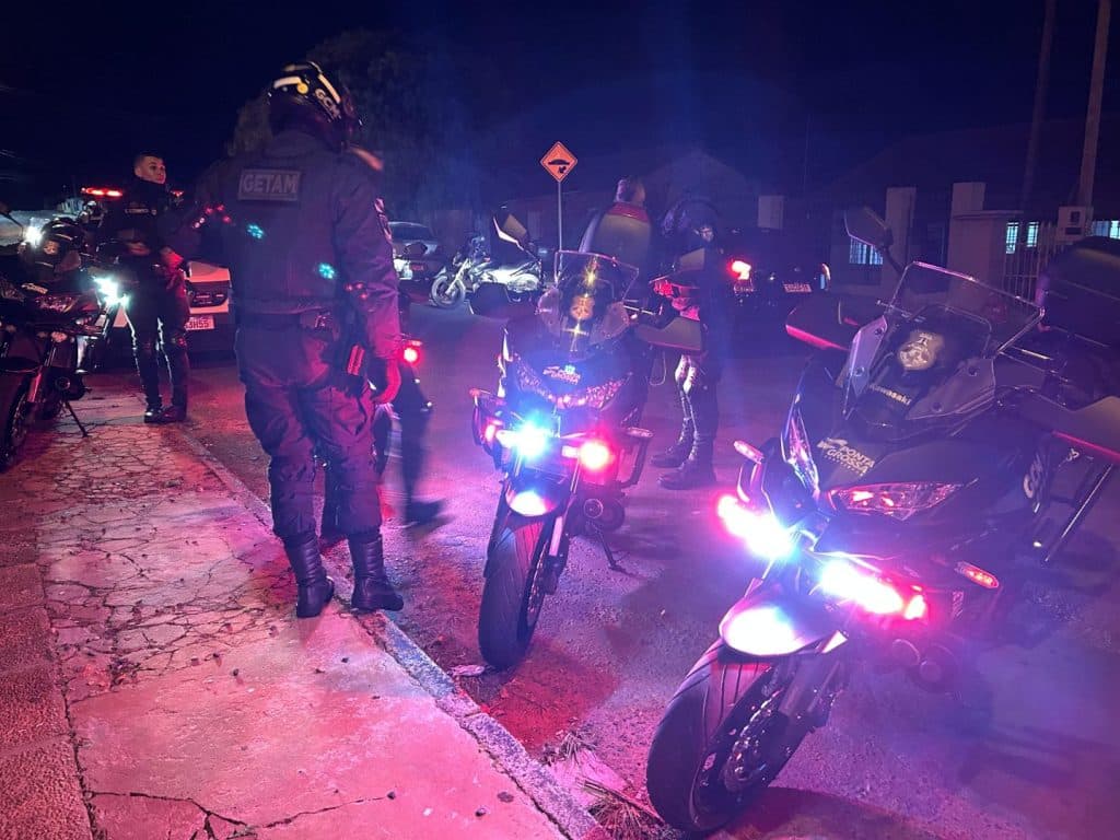 Carro furtado é recuperado pela GETAM em Ponta Grossa
