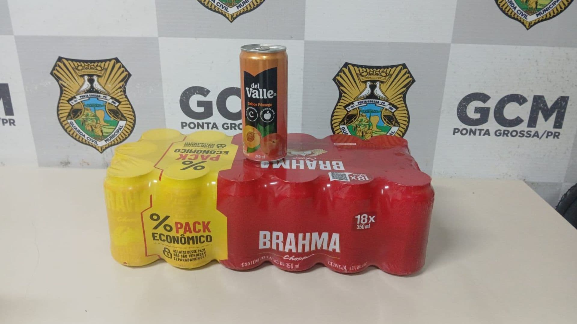Casal é flagrado furtando cerveja e acaba detido pela equipe GCM Mike em Ponta Grossa