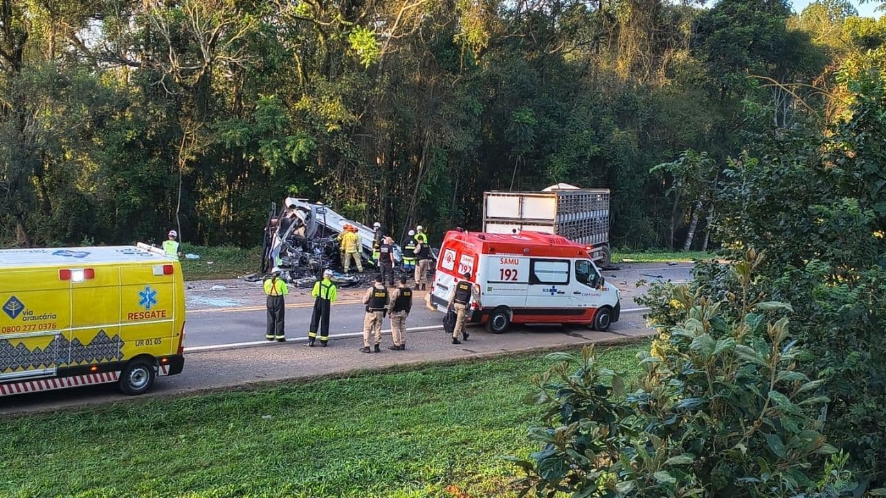 Imbituva suspende atividades e PR decreta luto após acidente com 23 mortes em Ipiranga