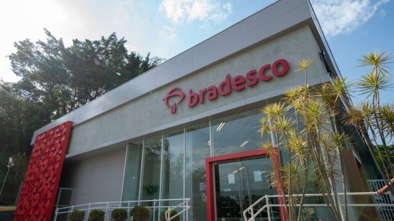 Fechamento de agências do Bradesco em PG integra corte nacional