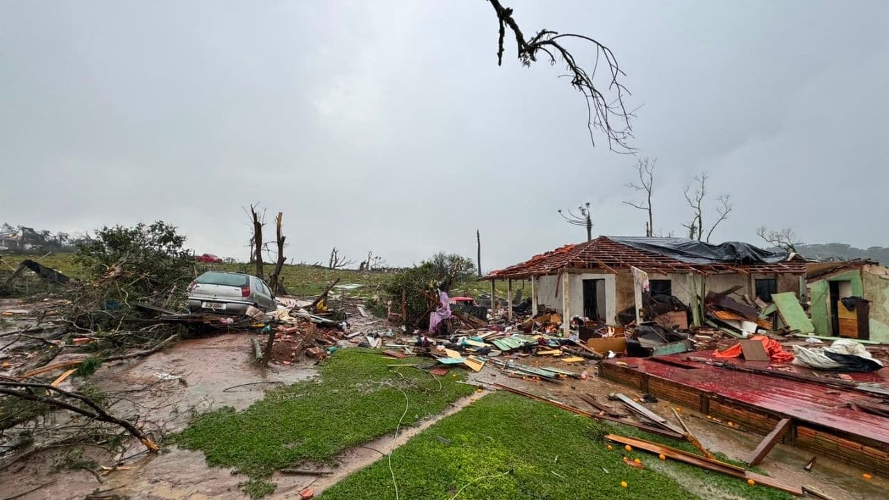 47 casas foram atingidas após tornado em Piraí do Sul, aponta prefeito