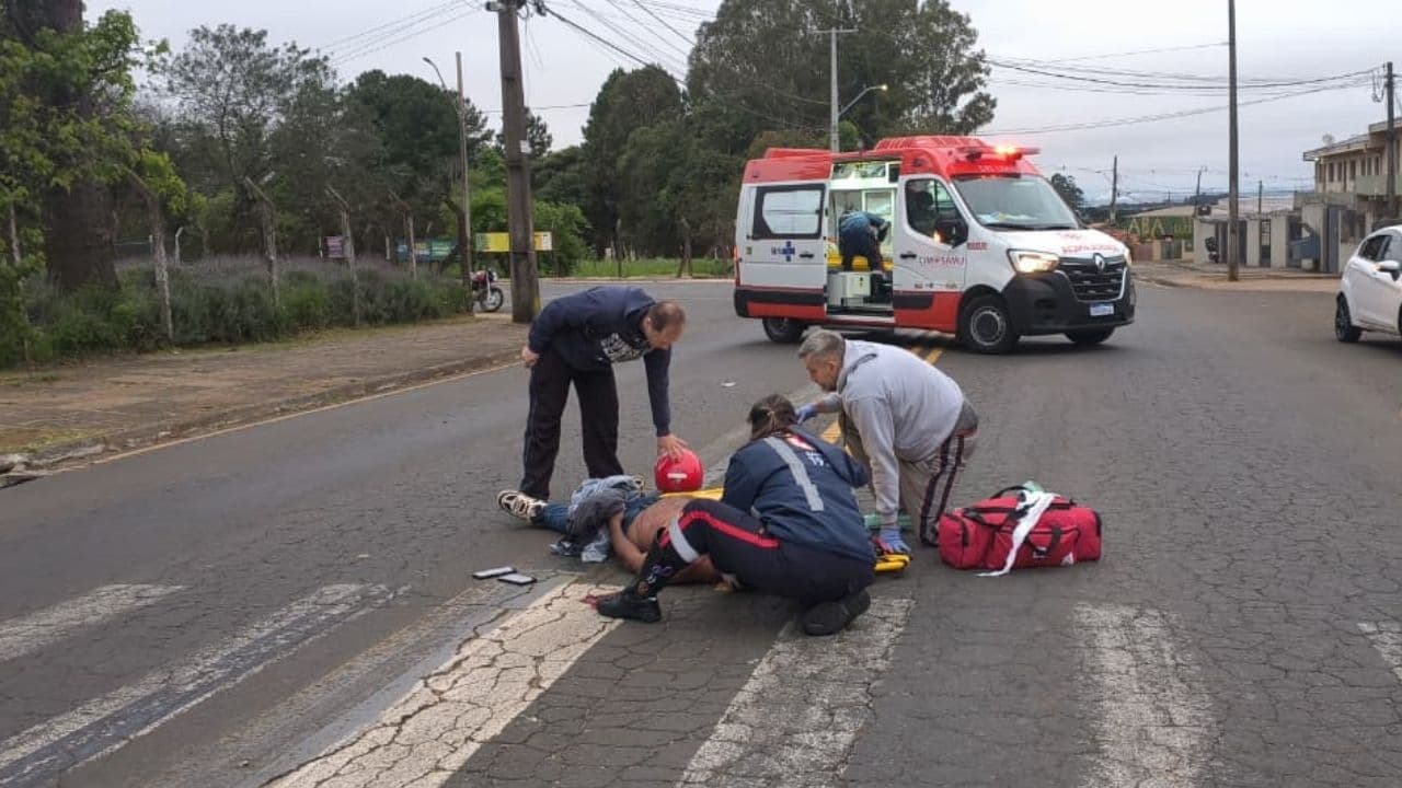 Motociclista bate na traseira de carro e fica gravemente ferido em Uvaranas