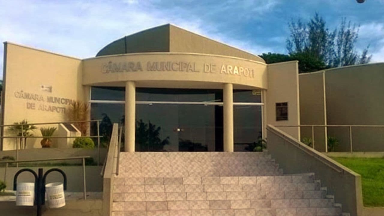 Prefeitura tenta derrubar lei que prevê caçambas nos bairros de Arapoti